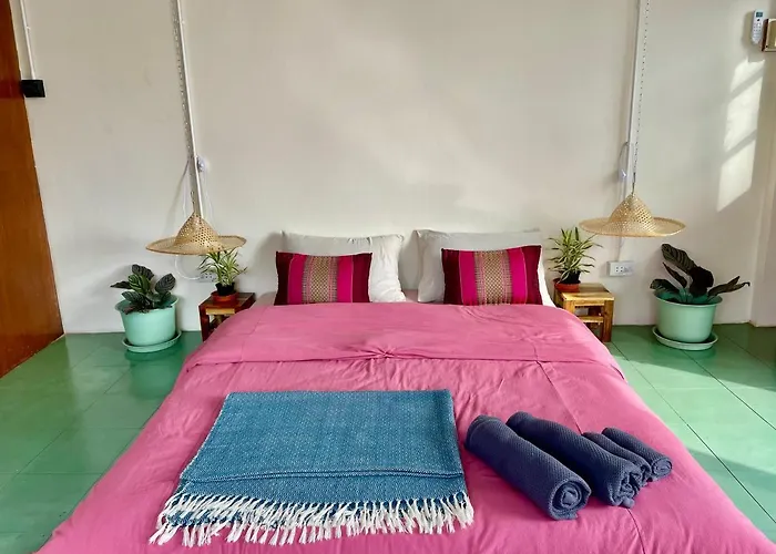 Baan Khaosoi - Private In A Rooftop 4th Floor